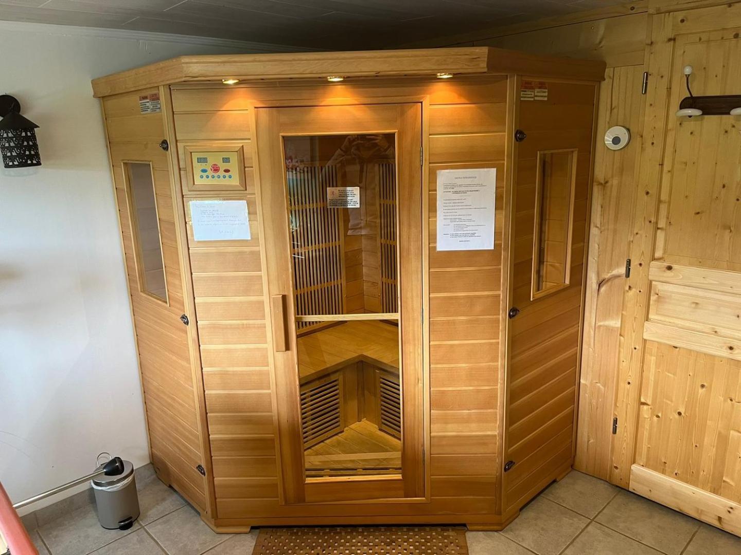 Chalet Bois Vue Panoramique : 2 Logements Et Sauna Бюссан Екстер'єр фото